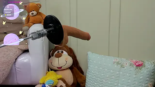 Offline MadyJackson on StripChat