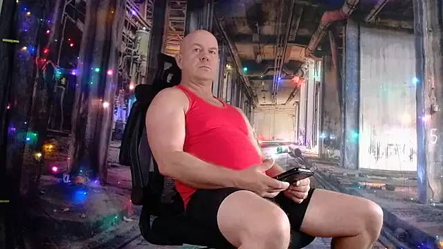 Offline ManlyPrisonGuy on StripChat