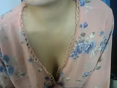 Offline Manvi1510 on StripChat