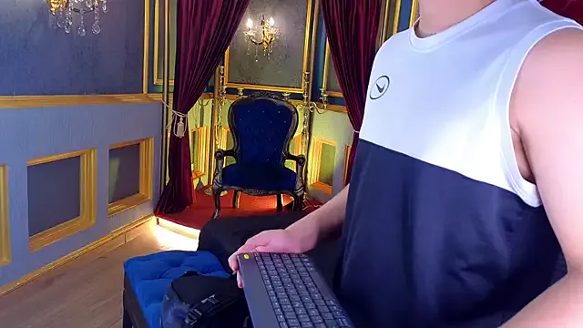 Freechat MarcoVitto on StripChat