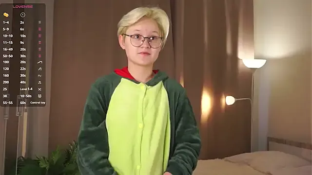 Offline MargertDoyen on StripChat