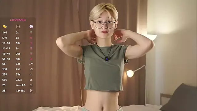 Offline MargertDoyen on StripChat