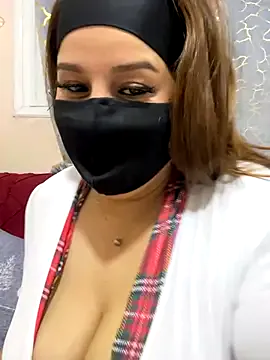 Offline mari_layali on StripChat