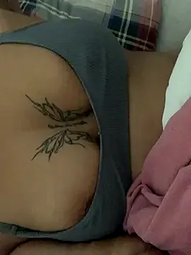 Offline mariabootyyy on StripChat