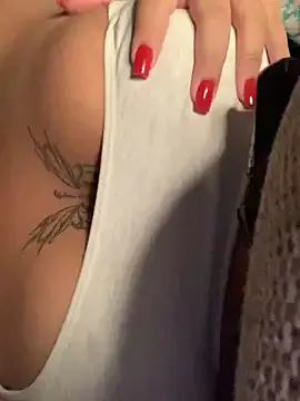 Offline mariabootyyy on StripChat