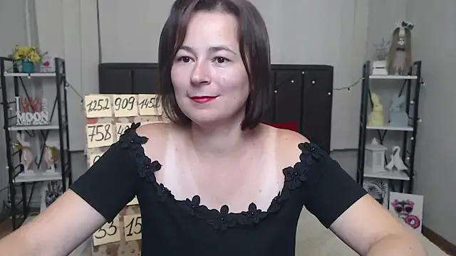 Offline MarieSho on StripChat