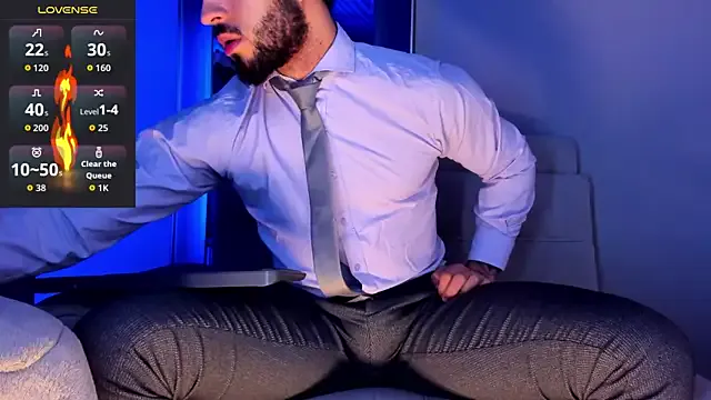 Offline MarkWalker__ on StripChat