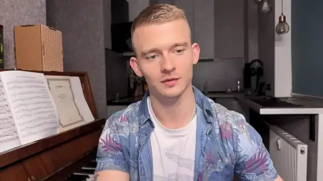 Freechat Marvelboy_ on StripChat