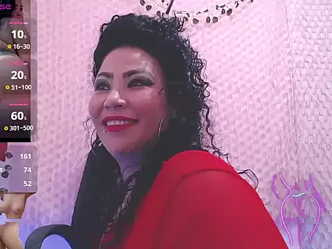 StripChat mature_beautifull is Freechat mature_beautifull — DOGGY STYLE AND SPANKING