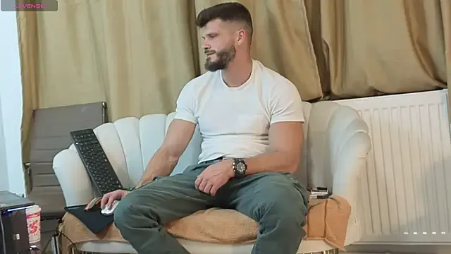 Offline MauroTwin on StripChat