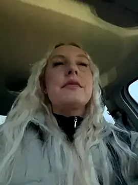 Offline MerlinDave on StripChat