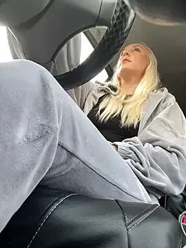 Offline MerlinDave on StripChat