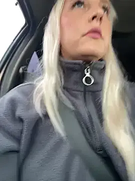 Offline MerlinDave on StripChat