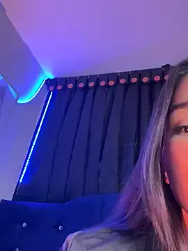 Offline Merloth on StripChat