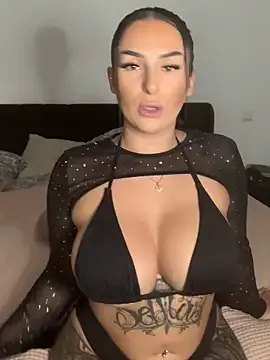 Offline Mia-Bremer on StripChat