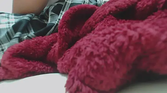 Offline Mia032 on StripChat