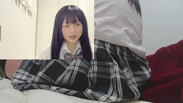 Offline Mia032 on StripChat