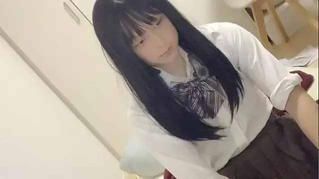 Offline Mia032 on StripChat