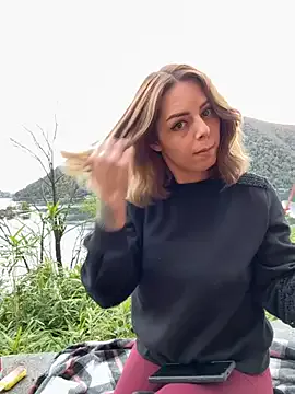 Freechat Mia_Railey on StripChat