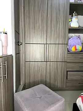 Freechat Mia_sweet80 on StripChat