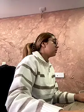 Freechat Miabonnett_ on StripChat