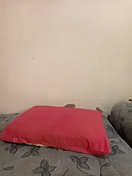 miamia21 on StripChat