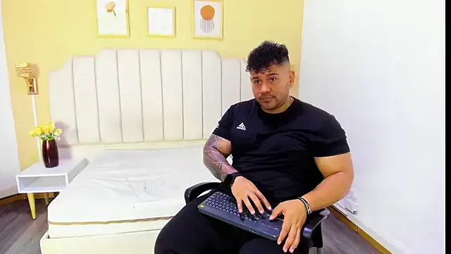 Offline michael_hill1 on StripChat