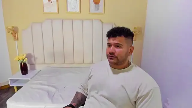 Offline michael_hill1 on StripChat