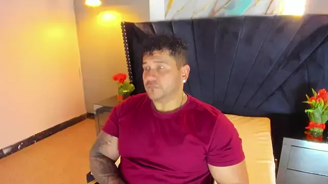 Offline michael_hill1 on StripChat