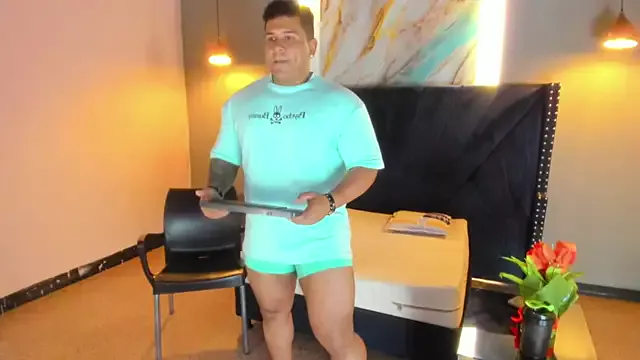 Offline michael_hill1 on StripChat