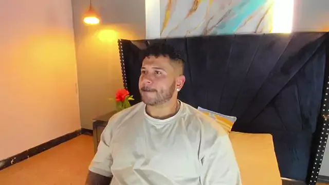 Offline michael_hill1 on StripChat