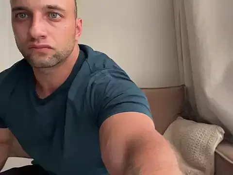 Offline michaelbradleu on StripChat