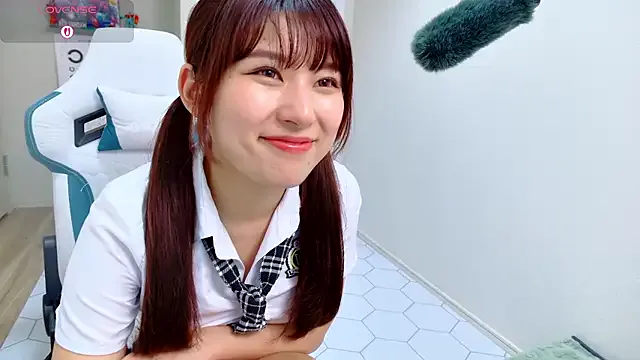 Offline miharu01 on StripChat