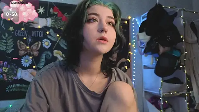 Freechat Miko_Meow on StripChat