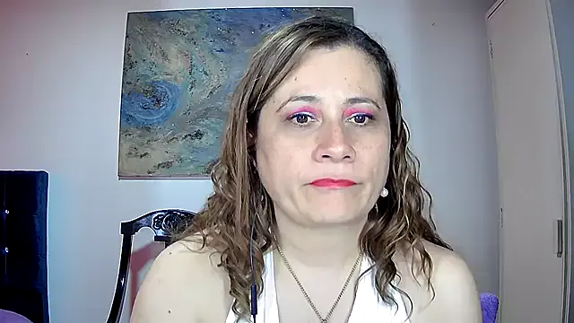 milagros_latina75 on StripChat