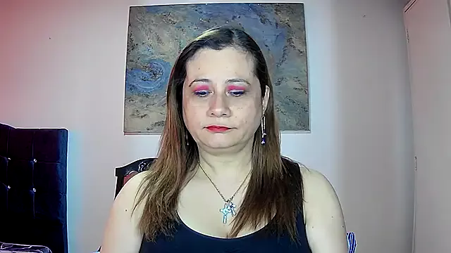 milagros_latina75 on StripChat