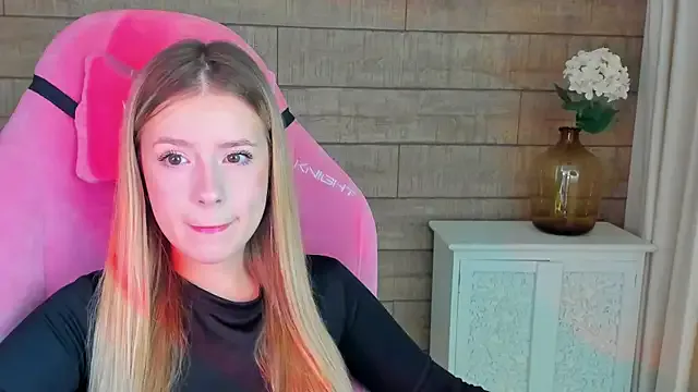 Offline MilanaBalmain on StripChat