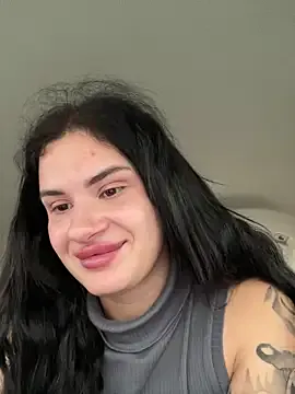 Offline MiraReach on StripChat