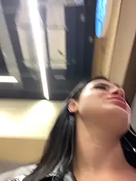 Offline MiraReach on StripChat