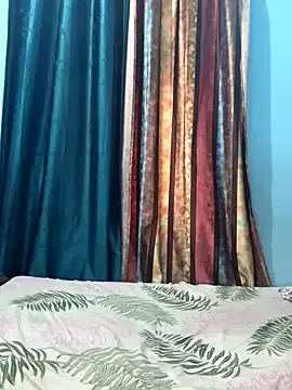 Offline Mis_malika2 on StripChat