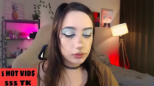 Freechat MoranaKit on StripChat