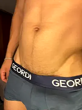 Offline MR_MUSCLE on StripChat