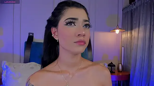 Offline NaishaFord_1 on StripChat