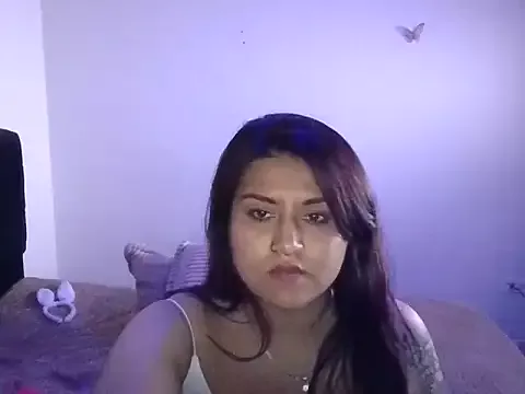 Offline naomy26 on StripChat