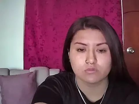 Offline naomy26 on StripChat