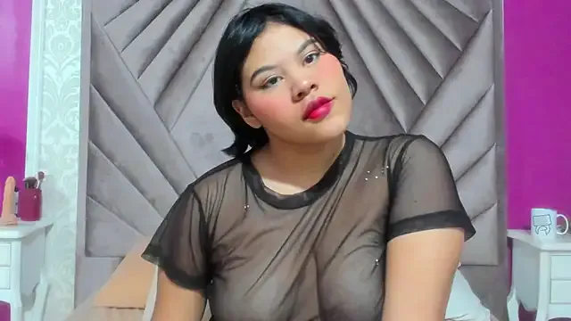 Offline natasha_bigbooty on StripChat