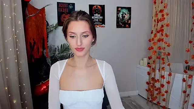 Offline NaturalBeaty on StripChat