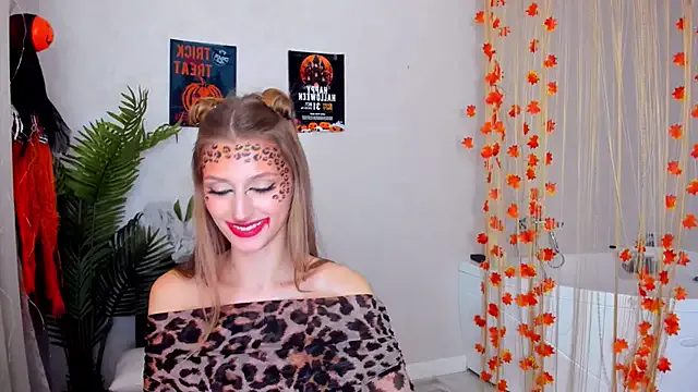 Offline NaturalBeaty on StripChat