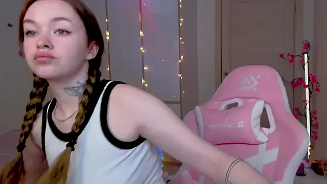 Offline Naughty_Mable on StripChat