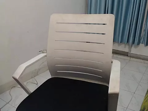 Offline naughty_stripqueen on StripChat